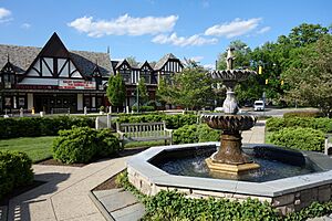 Town center - Mariemont, Ohio - DSC03888