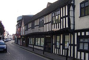 Tudor House - geograph.org.uk - 1125273