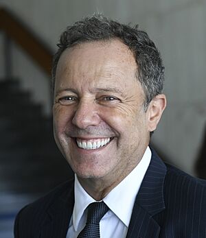 Visita - Artista Plástico Vik Muniz (53515588190) (cropped).jpg