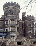 "Grey Towers," the 1892 turreted home of sugar refinery owner William Welsh Garrison in Glenside, outside Philadelphia, Pennsylvania LCCN2011633556.tif