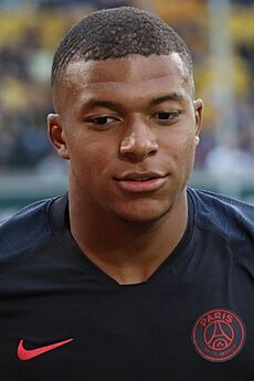2019-07-17 SG Dynamo Dresden vs. Paris Saint-Germain by Sandro Halank–129 (cropped)