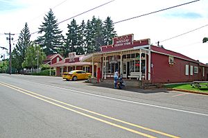 Country Store, Macleay Oregon 6-23-2010