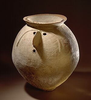 Cremation Urn with Lid LACMA AC1994.234.8a-b
