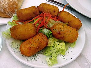 Croquettes with salad