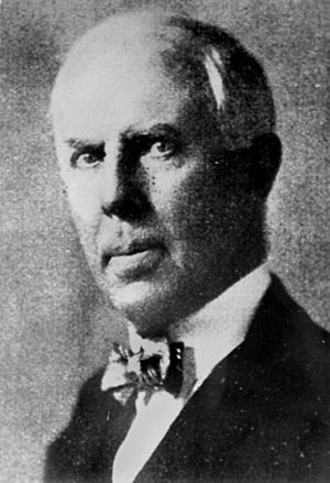 Dr Walter Maxwell, Director of the Bureau of Sugar Experiment Stations, Queensland