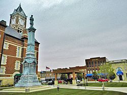 Eldora Downtown HD NRHP 09000297 Hardin County, IA.jpg