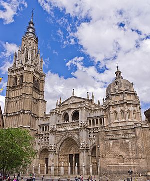 Exteriors of Cathedral of Toledo 03