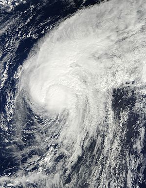Hurricane Otto 2010-10-09 1410Z