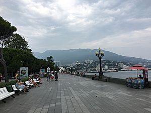 Jalta - panoramio - L-BBE