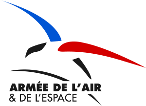 Devant les projecteurs main image 0