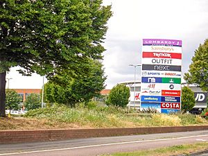 Lombardy Shopping Park, Hayes - geograph.org.uk - 6268161