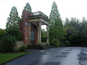 Longford Park, arch - geograph.org.uk - 1312209