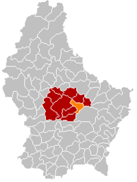 Map of Luxembourg with Fischbach highlighted in orange, and the canton in dark red