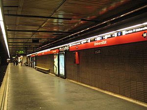 Metro Barcelona station Universitat L1