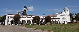 Mission San Luis Rey de Francia 01