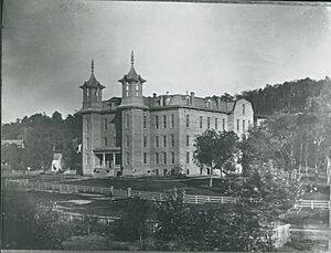 Old Main at Mankato State Normal School, Mankato, Minnesota - DPLA - 81f70c182ca26315cecdaf6fa013a9a1