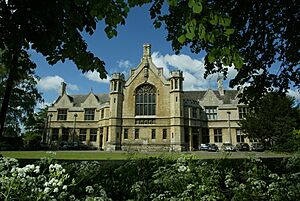 Oundlegreathall