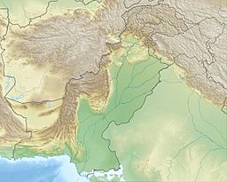 Gasherbrum II  گاشر برم -2  is located in Pakistan