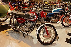 Paris - Salon de la moto 2011 - Suzuki - T20 - 001