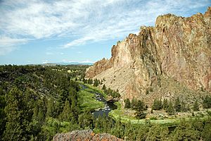 Scenic view of Smith Rock.jpg