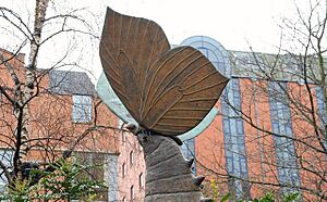 Sculpture, Blackstaff Square, Belfast - geograph.org.uk - 663488