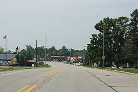 Looking south along U.S. Route 41