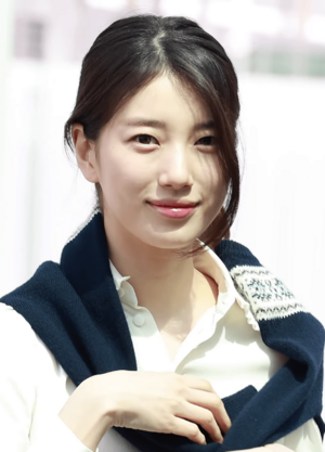 Suzy departing from Incheon Airport, 26 March 2025 01