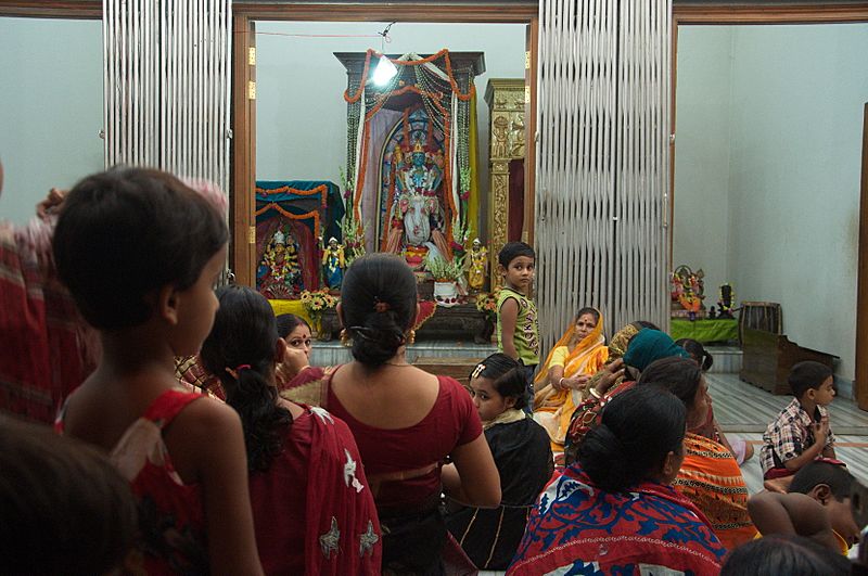 Worshipers at Madhob Mondir