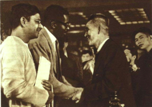 1952-10 1952年10月2日亚洲太平洋区域和平会议美国代表团长与朝鲜代表韩雪野