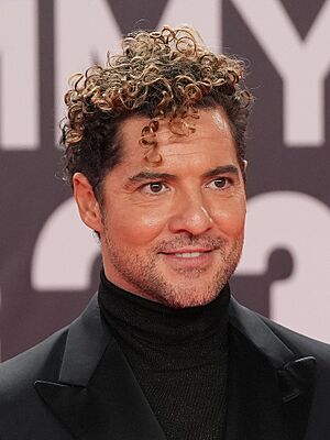 2023-11-16 Gala de los Latin Grammy, 12 (cropped).jpg