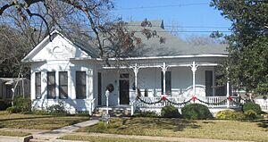623 Saint Michael St