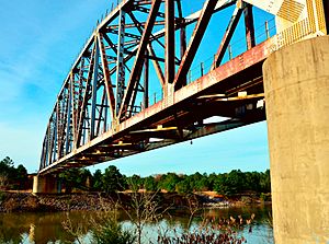 BNSF Railway bridge over Tennessee-Tombigbee Waterway, Amory, Mississippi