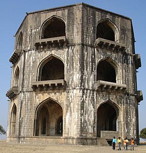 Tomb of Salabat Khan