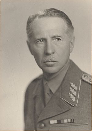 Chief of the Army Archibald Douglas (1883–1960).jpg