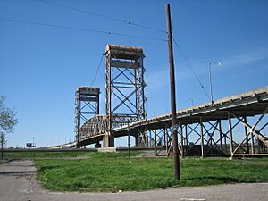 ClaiborneBridgeFromLow9th