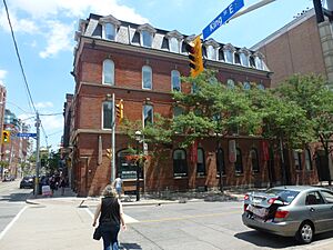 Corner of George and King, 2014 07 06 (3) (14407446539)
