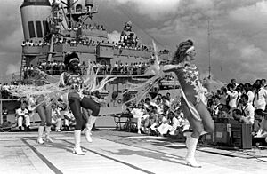 Dallas Cowboys Cheerleaders perform aboard USS Bainbridge (CGN-25), in 1983 (6370287)