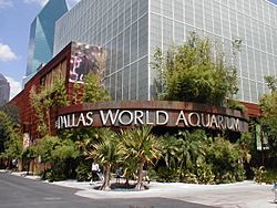 Dallas World Aquarium Entrance.JPG