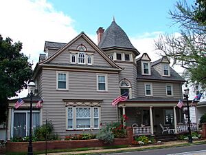 David V Smith House