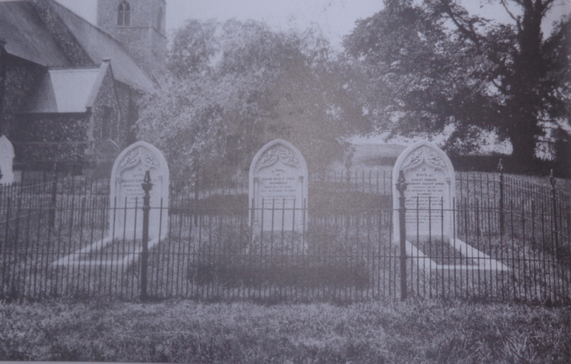 Image Graves of Maharaja Duleep Singh along with the grave of his wife
