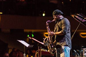 Jeff Lorber Superband @ Dimitriou's Jazz Alley (8014537623).jpg