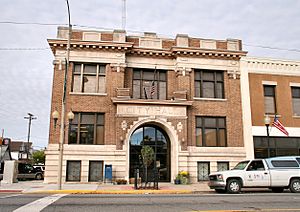 Kendallville-indiana-city-hall