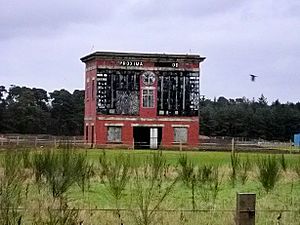 Lanark Race Course (Disused) - geograph.org.uk - 110832