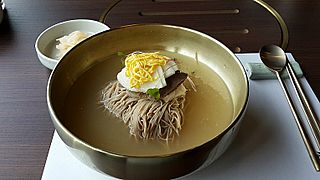 Naengmyeon (cold noodles)