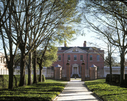 The red-brick front facade of the Tryon Palace