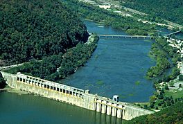 USACE Bluestone Dam.jpg