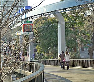 UenoZooMonorail1278