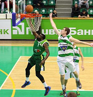 Anton Davydyuk vs Jamal Shuler (cropped)