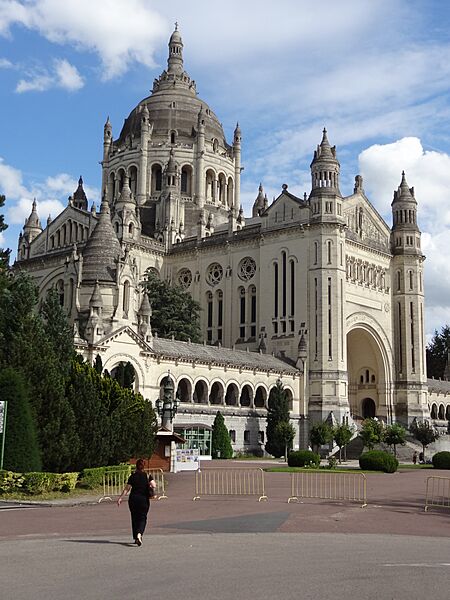 BASILIQUE DE LISIEUX17