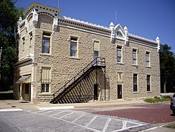 1886 Peabody City Hall at 300 N Walnut St (2010)